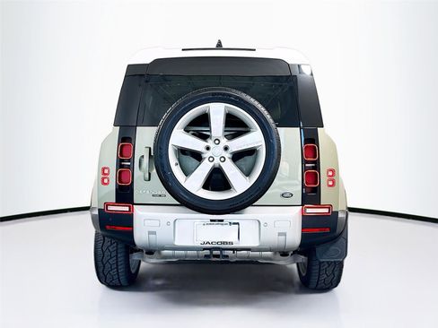 Used 2020 Land Rover Defender 110 HSE AWD/4WD image 29