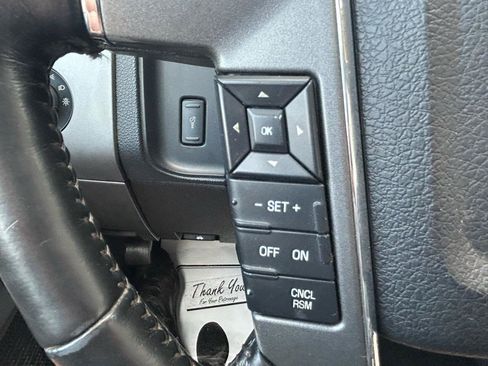 Used 2015 Ford Expedition Platinum AWD/4WD image 19