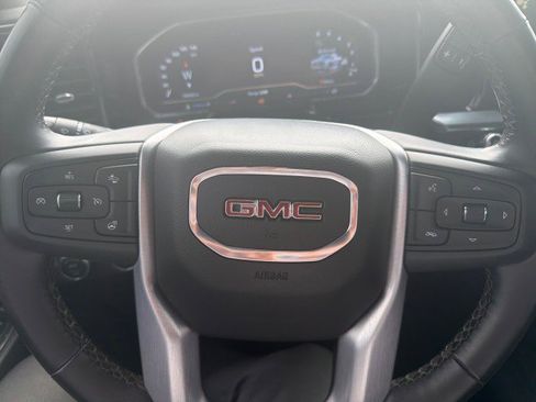 Used 2024 GMC Sierra 1500 SLE AWD/4WD image 8