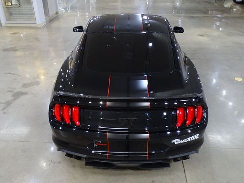 Used 2018 Ford Mustang GT RWD image 11