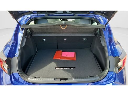 New 2026 Toyota Corolla SE FWD image 9