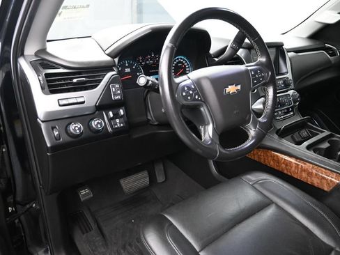 Used 2019 Chevrolet Tahoe Premier AWD/4WD image 10