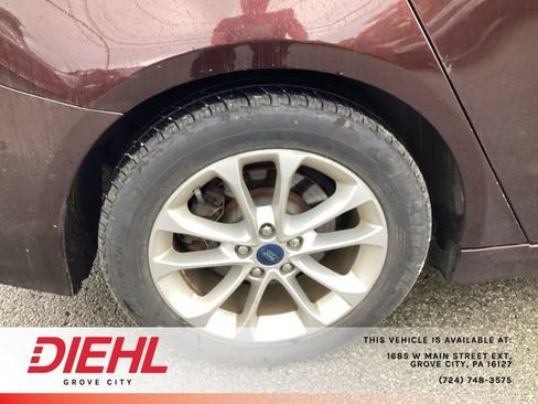 Used 2019 Ford Fusion SE FWD image 9