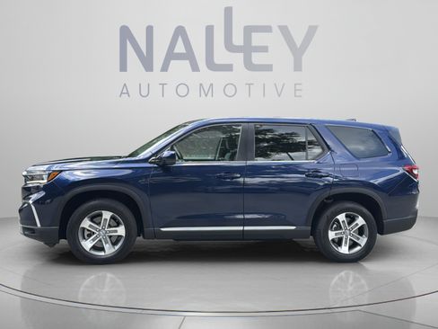 Used 2025 Honda Pilot EX-L image 2