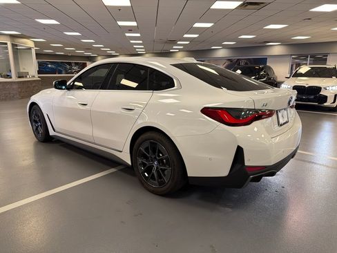Used 2023 BMW i4 eDrive35 RWD image 5