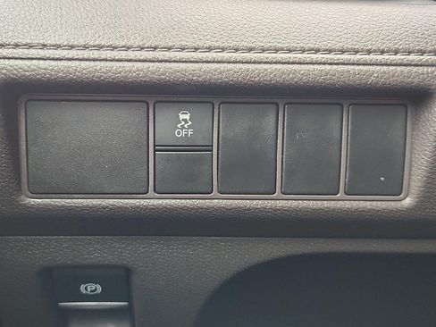 Used 2018 Honda Odyssey LX image 9