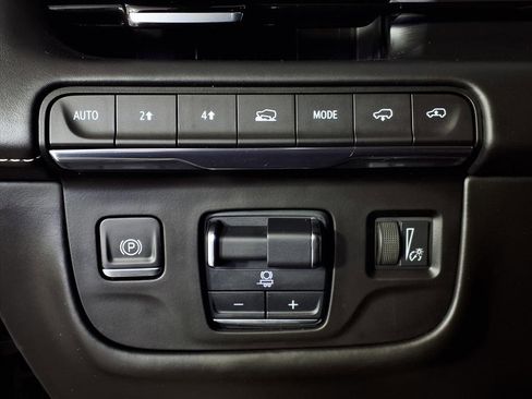 Used 2021 Cadillac Escalade Sport Platinum image 17