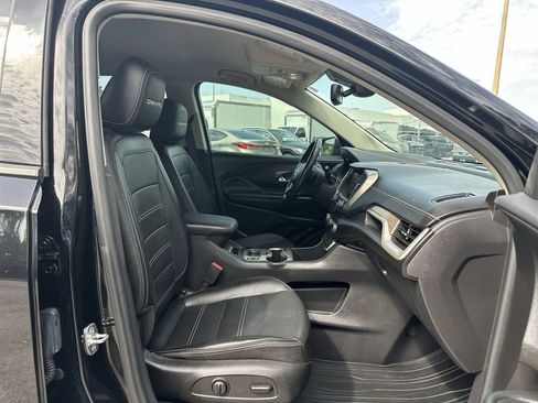 Certified 2024 GMC Terrain Denali w/ Denali Premium Package AWD/4WD image 28