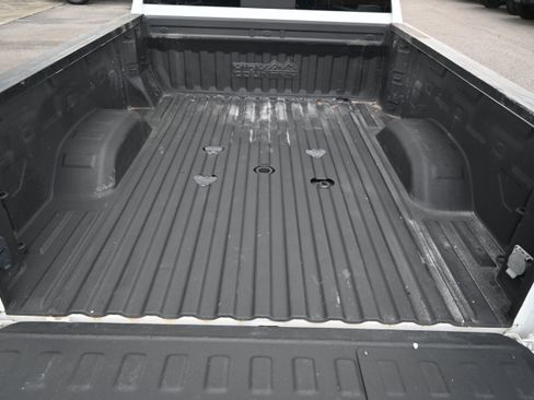 Used 2024 Chevrolet Silverado 2500 High Country w/ High Country Premium Package AWD/4WD image 34
