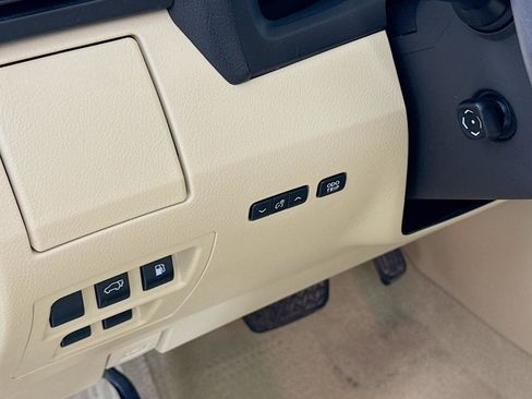 Used 2012 Lexus RX 350 AWD w/ Premium Pkg image 10