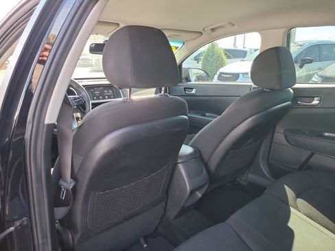 Used 2020 Kia Optima LX image 12