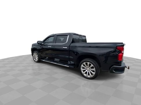Used 2020 Chevrolet Silverado 1500 High Country w/ Technology Package AWD/4WD image 8