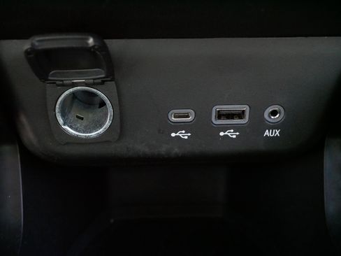 Used 2023 Chevrolet TrailBlazer LT w/ Convenience Package image 28