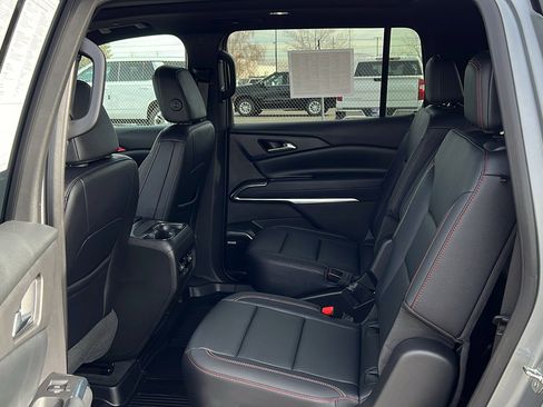 Certified 2025 Chevrolet Traverse Z71 w/ Enhanced Driving Package image 15