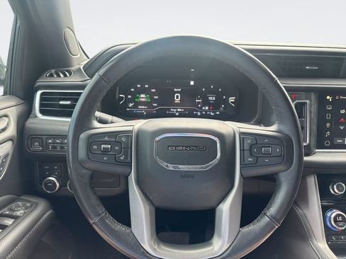Used 2022 GMC Yukon Denali AWD/4WD image 14
