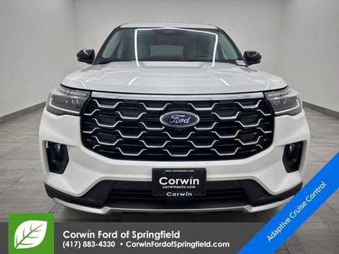 New 2026 Ford Explorer Platinum image 7