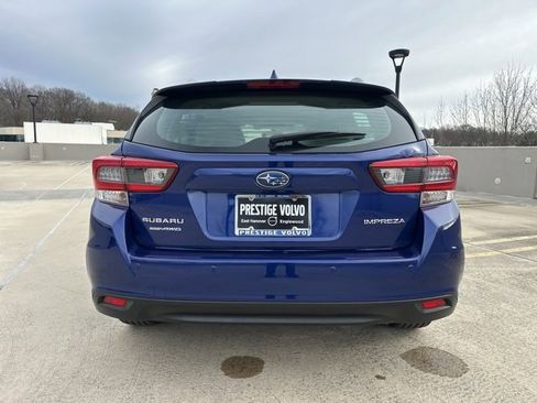 Used 2022 Subaru Impreza 2.0i Limited image 6