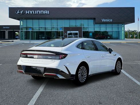 New 2026 Hyundai Sonata SEL FWD image 7