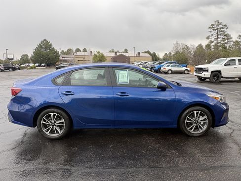Used 2024 Kia Forte LXS image 7