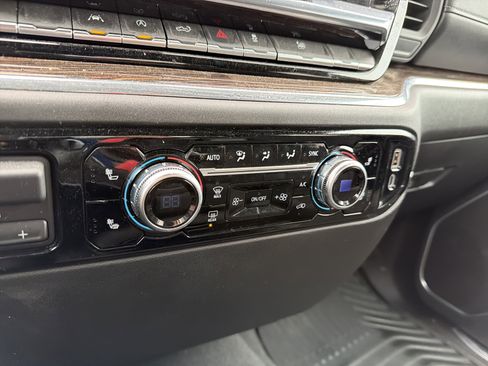 Certified 2023 GMC Sierra 1500 Elevation image 21