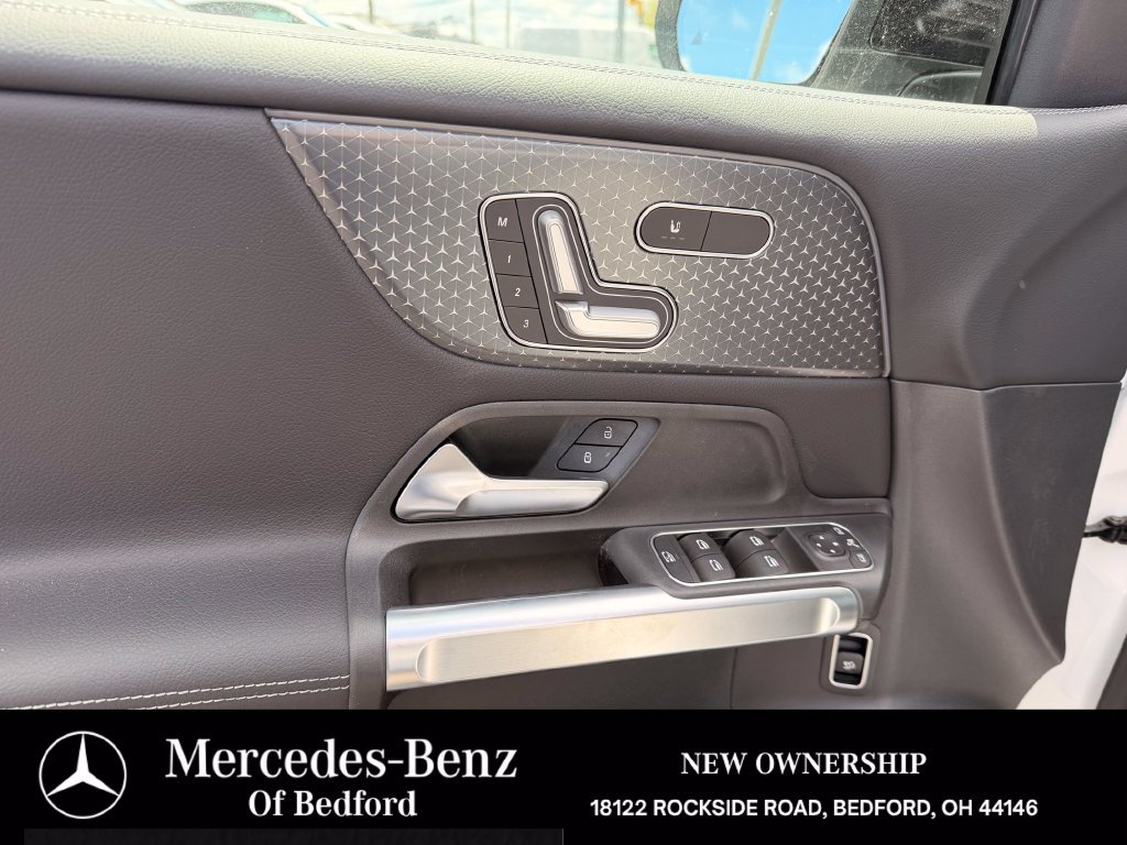 New 2026 Mercedes-Benz GLB 250 4MATIC image 8