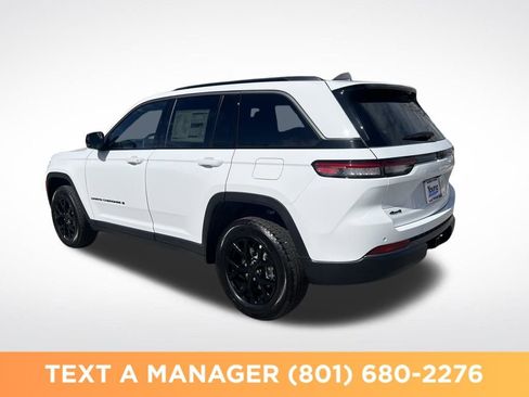 New 2026 Jeep Grand Cherokee Altitude AWD/4WD image 3