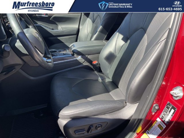 Used 2022 Toyota Highlander Limited AWD/4WD image 27