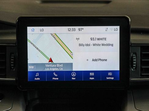 Used 2023 Ford Explorer XLT w/ Equipment Group 202A RWD image 15