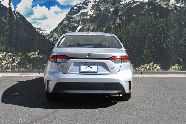Certified 2025 Toyota Corolla LE FWD image 10