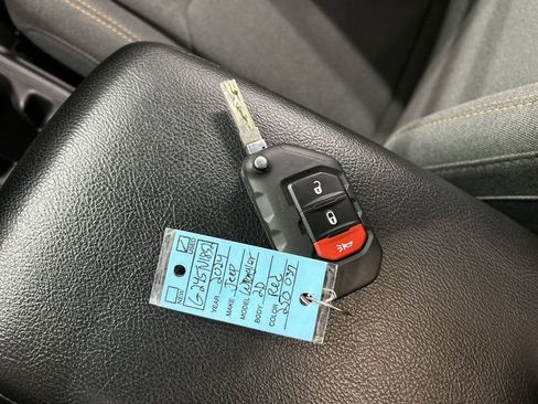 Certified 2024 Jeep Wrangler Willys image 12