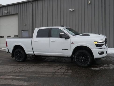 Used 2025 RAM 2500 Limited image 10
