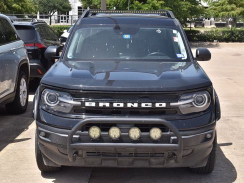 Used 2023 Ford Bronco Sport Outer Banks w/ Tech Package AWD/4WD image 3