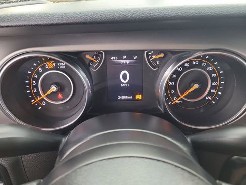 Certified 2020 Jeep Wrangler Sport image 28