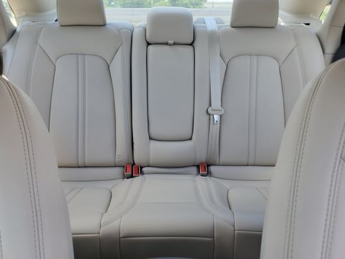 Used 2019 Lincoln MKZ Premiere FWD image 19