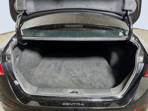 Used 2025 Nissan Sentra SR w/ Midnight Edition image 22
