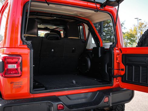 Used 2019 Jeep Wrangler Unlimited Rubicon image 30