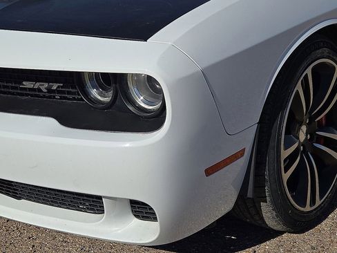 Used 2017 Dodge Challenger SRT Hellcat image 10