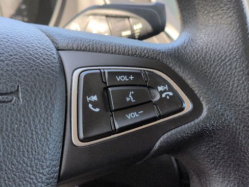 Used 2018 Ford Focus SEL FWD image 17