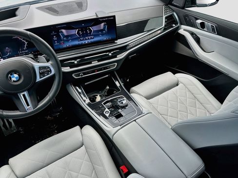 Used 2026 BMW X5 M60i w/ Executive Package AWD/4WD image 25