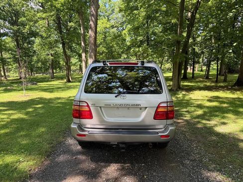 Used 2001 Toyota Land Cruiser AWD/4WD image 13