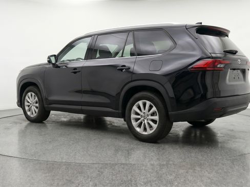Used 2025 Toyota Grand Highlander FWD image 6