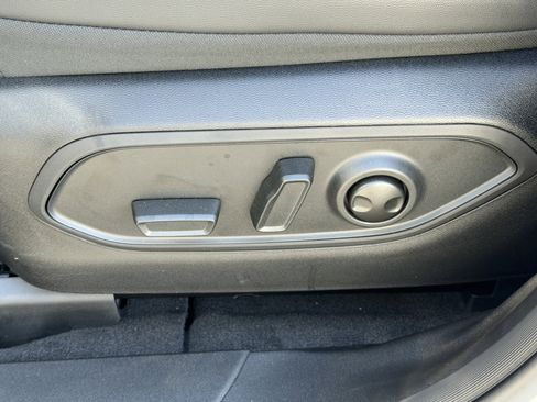 New 2026 Jeep Cherokee Limited image 22