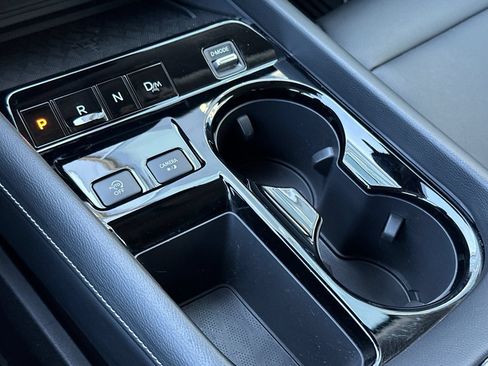 Certified 2025 Nissan Murano SV AWD/4WD image 20