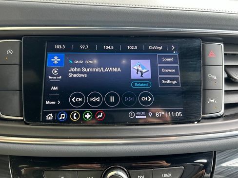 Used 2022 Buick Enclave Essence w/ Sport Touring Edition FWD image 16