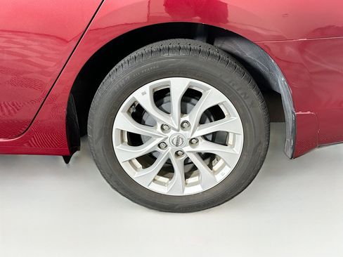 Used 2018 Nissan Sentra SV FWD image 11