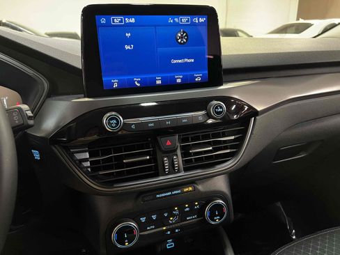 Used 2023 Ford Escape Active FWD image 27