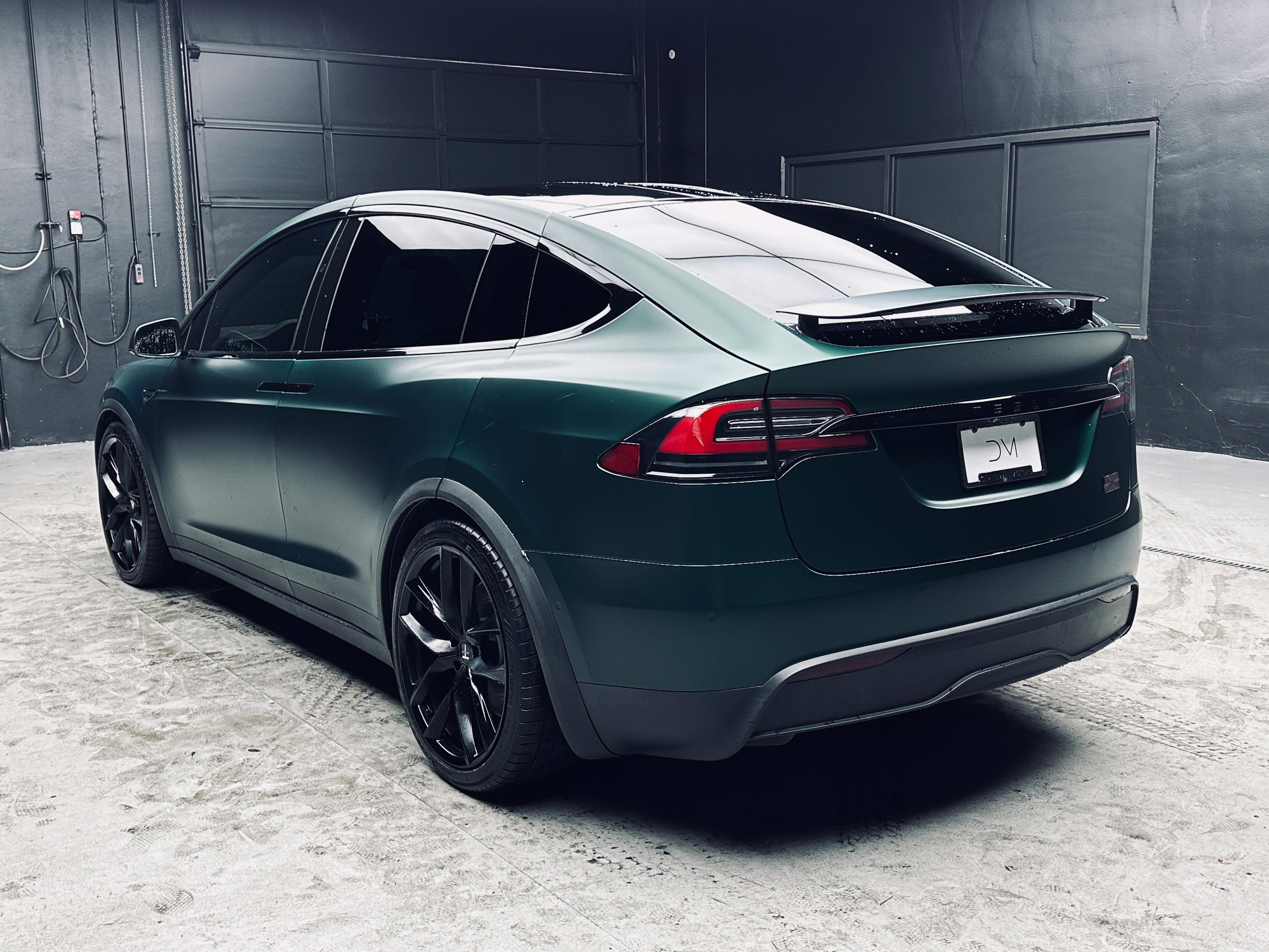 Used 2022 Tesla Model X Plaid AWD/4WD image 5