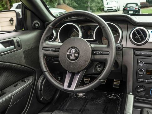 Used 2008 Ford Mustang Shelby GT500 RWD image 45