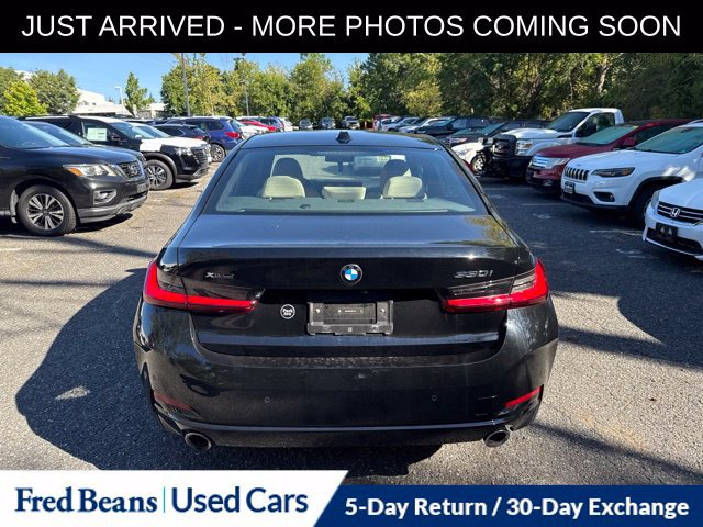 Used 2023 BMW 330i xDrive Sedan w/ Premium Package AWD/4WD image 7