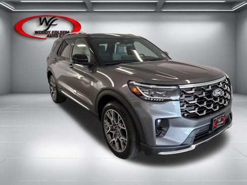 New 2027 Ford Explorer Platinum AWD/4WD image 3